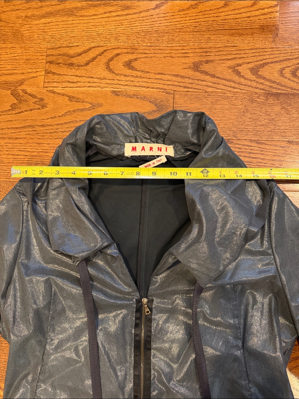 Marni Metallic Short-Sleeve Trench Coat in Shimmering Gray - Picture 12 of 14